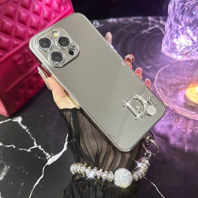 Mobile phone case + bracelet